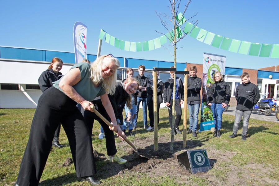 Kick-off EC maart 2022 planten boom