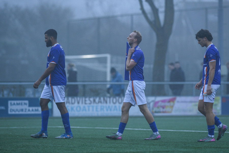 Buitenpost komt twee keer terug van achterstand maar verliest in extremis alsnog