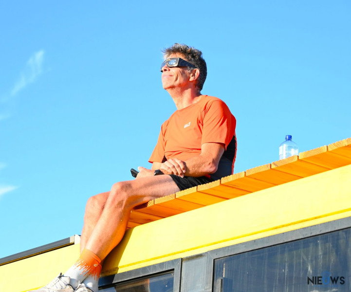 image002 image002